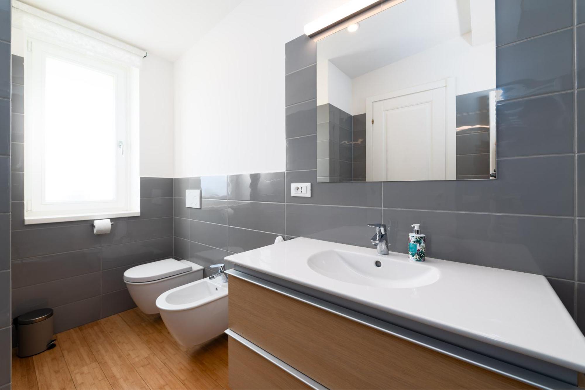 Two-Level Apart With A Terrace Near The Vltava River Prague Exterior photo